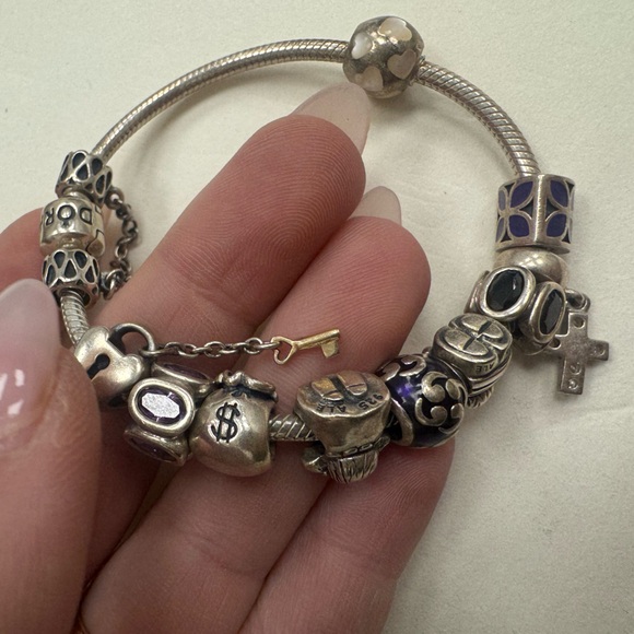 Authentic vintage 925 Sterling silver PANDORA bracelet with 10 charms + stoppers - Picture 1 of 16